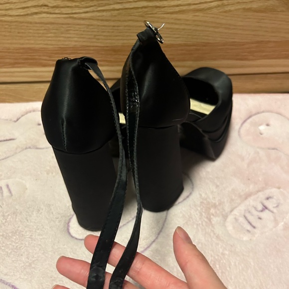black satin platform mary jane bratz doll heels adjustable straps - Picture 4 of 4